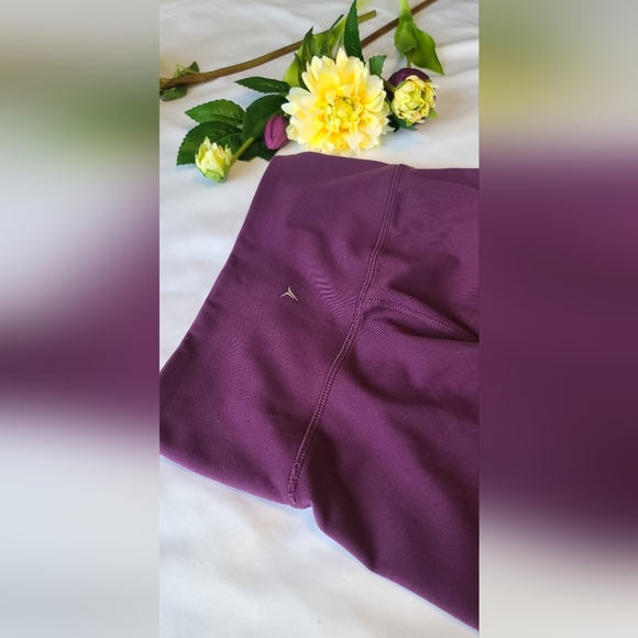 Old Navy Leggings size small - Picture 5 of 8